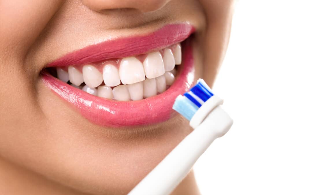 10 Dental Hygiene Tips For Healthy Teeth & Gums